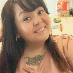 Meet your Posher, Yolanda